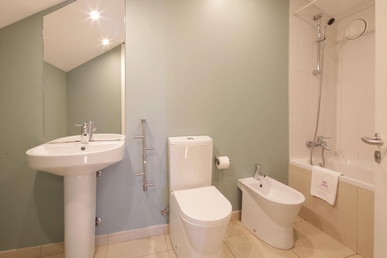 Chiado Premium Two Bedroom Apartment By Les Deux Mariettes Lisbon Exterior photo